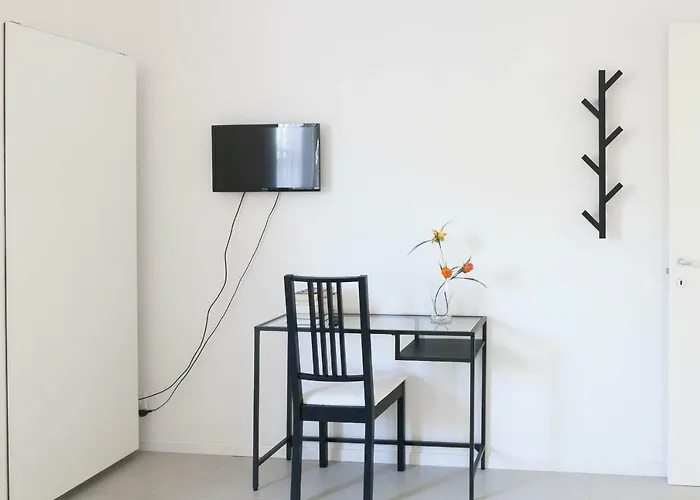 Flora Casa de Férias Marina Di Carrara