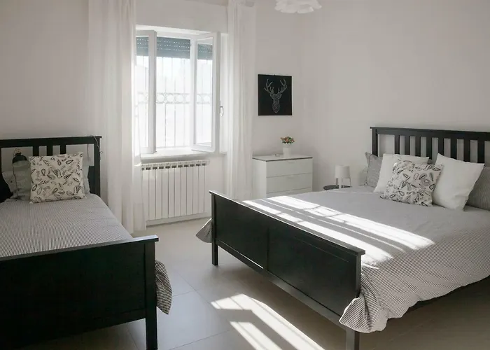 Casa de Férias Flora Marina Di Carrara
